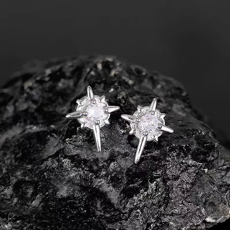 North Star Magnetic Ear Clip
